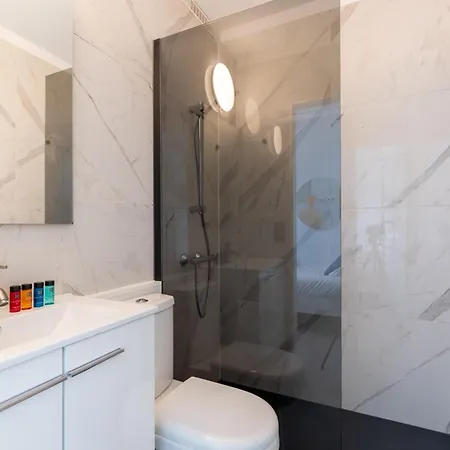 Moderne Lichtrijke Vlakbij En Casino Middelkerke